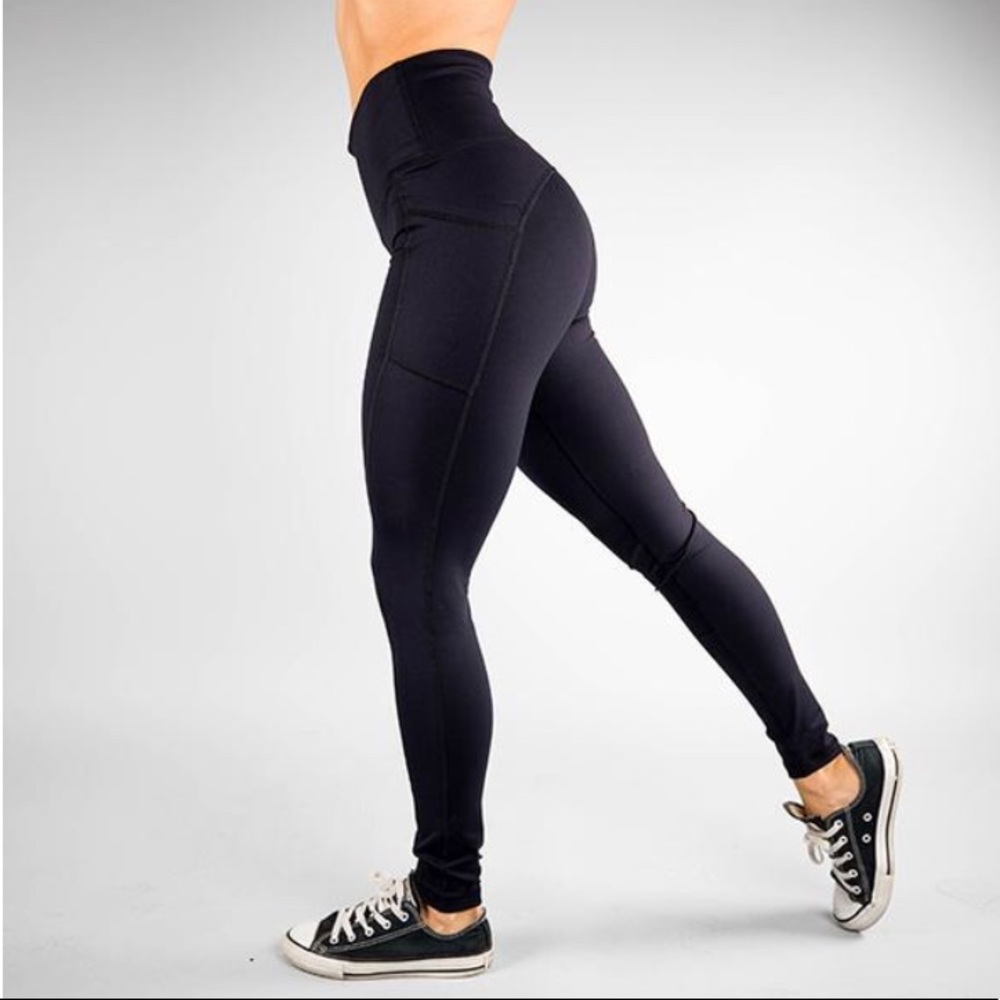 Buff Bunny Luna Leggings with Pockets